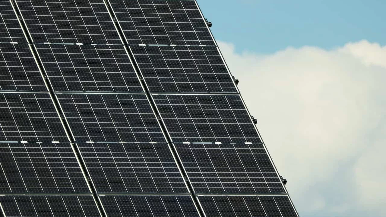 Afbeelding van zonnepanelen op dak