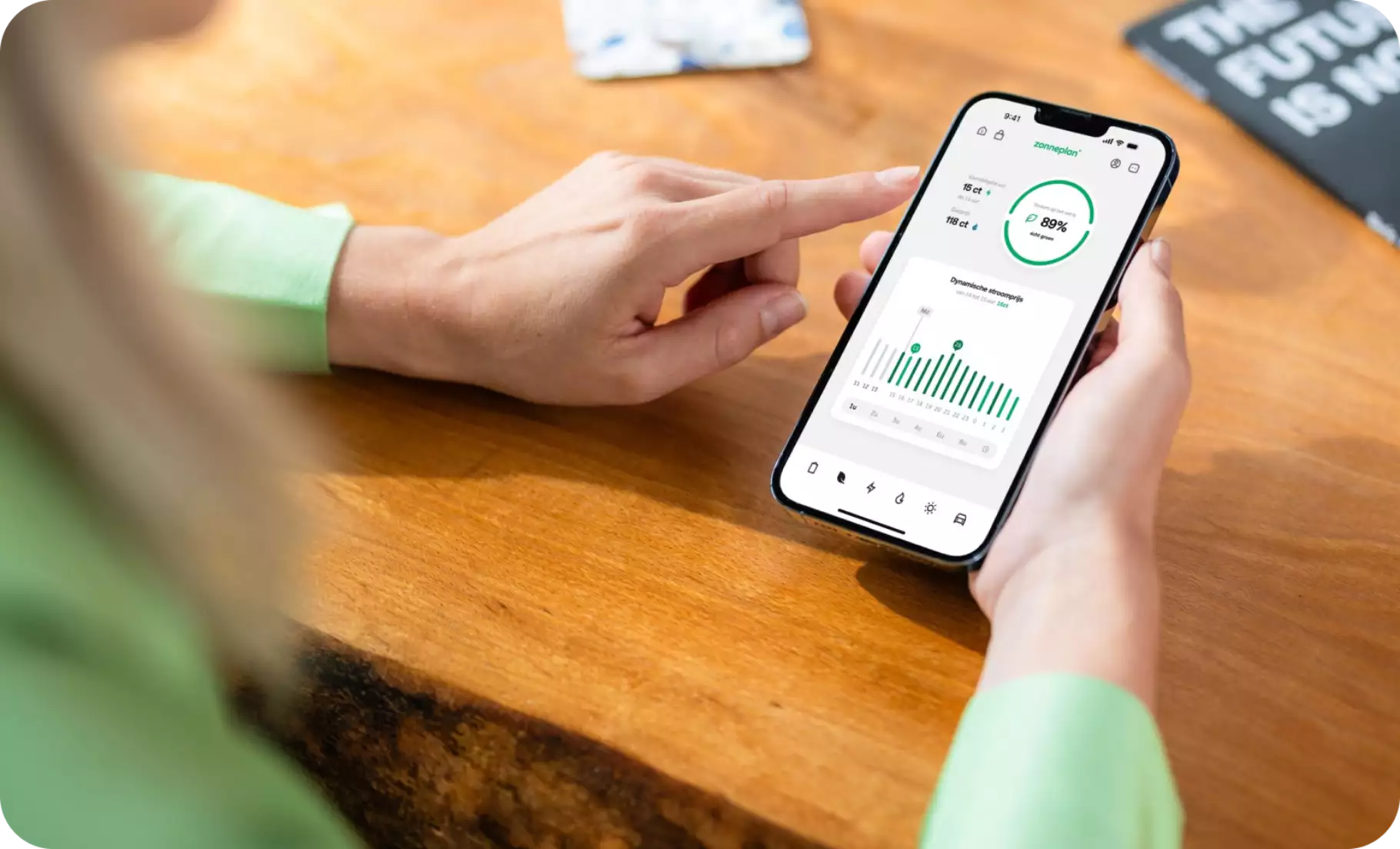 Zonneplan dynamisch energiecontract Zonneplan op smartphone